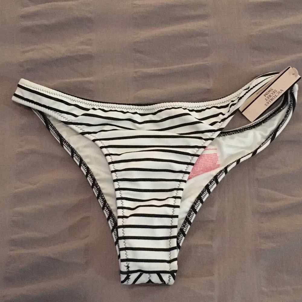 NWT Victoria’s Secret The Itsy bikini bottom XS